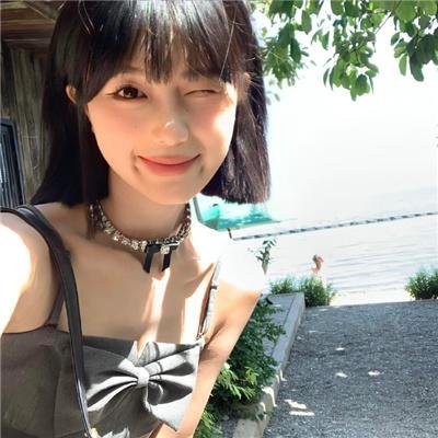 末日村庄 封面