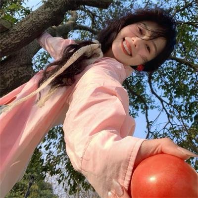 寻找薇薇安·迈尔 封面